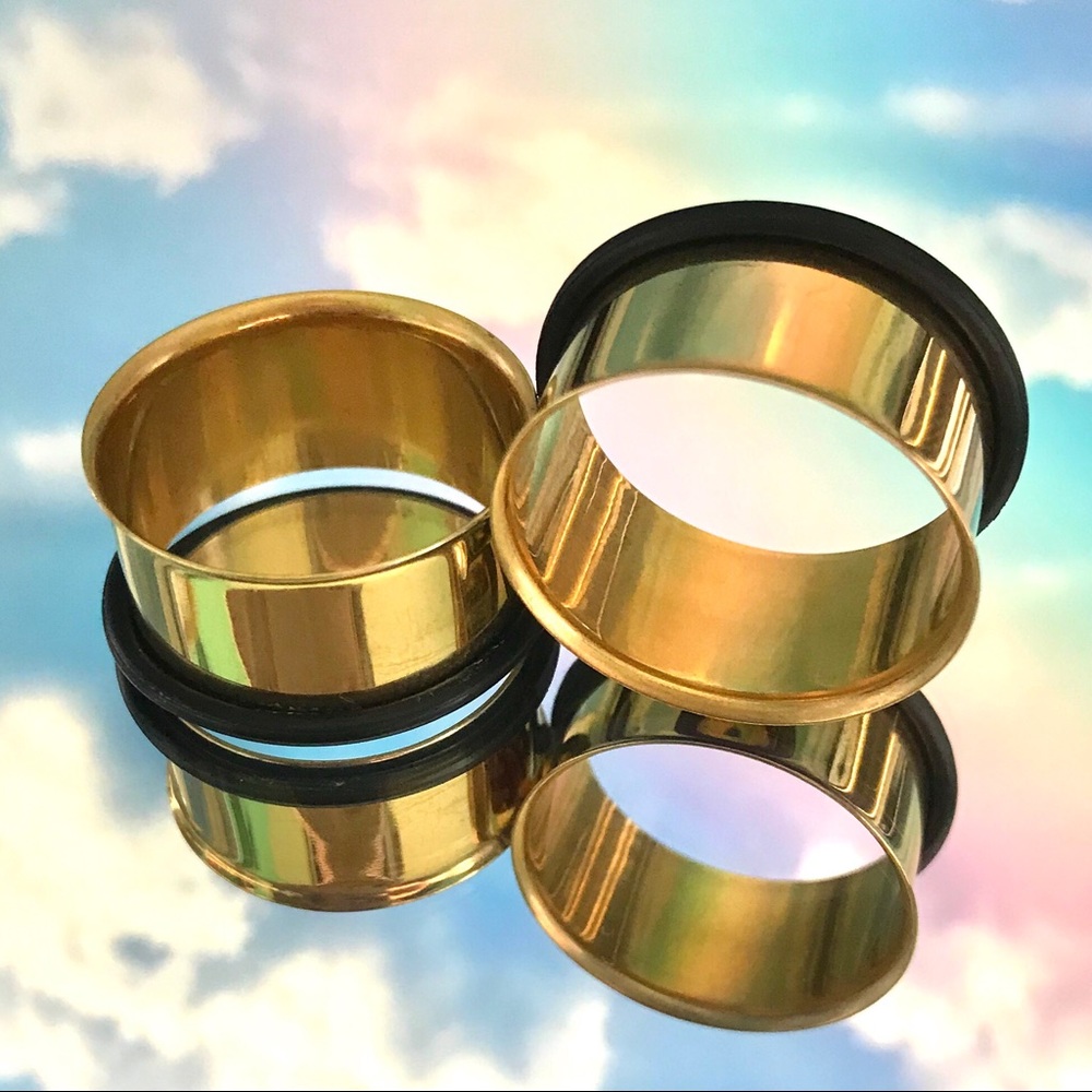 7/8” (22mm) Gold Single Flare Eyelet Tunnels